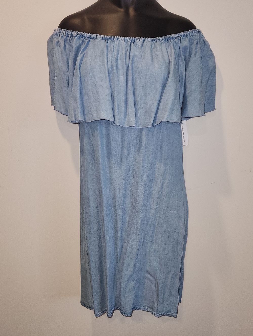 SPENSE Light Wash Off-Shoulder Denim Dress Size M